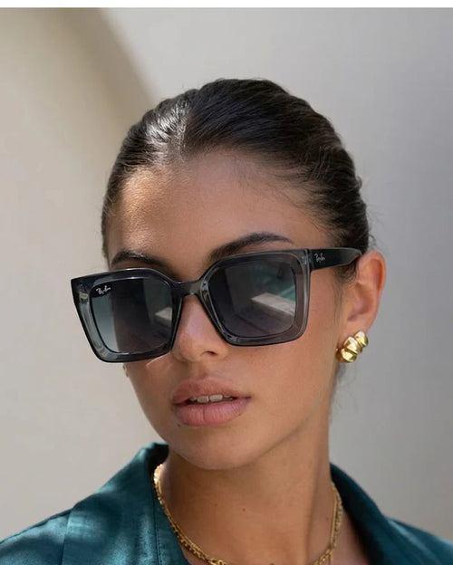 Ray-Ban