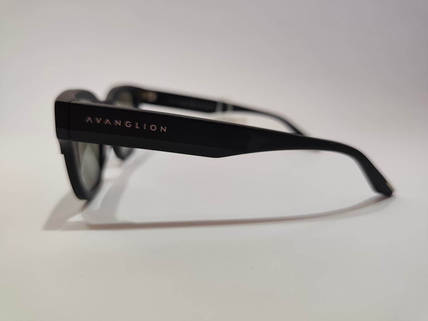 Сончеви очила Avanglion Premium Vaci mt black