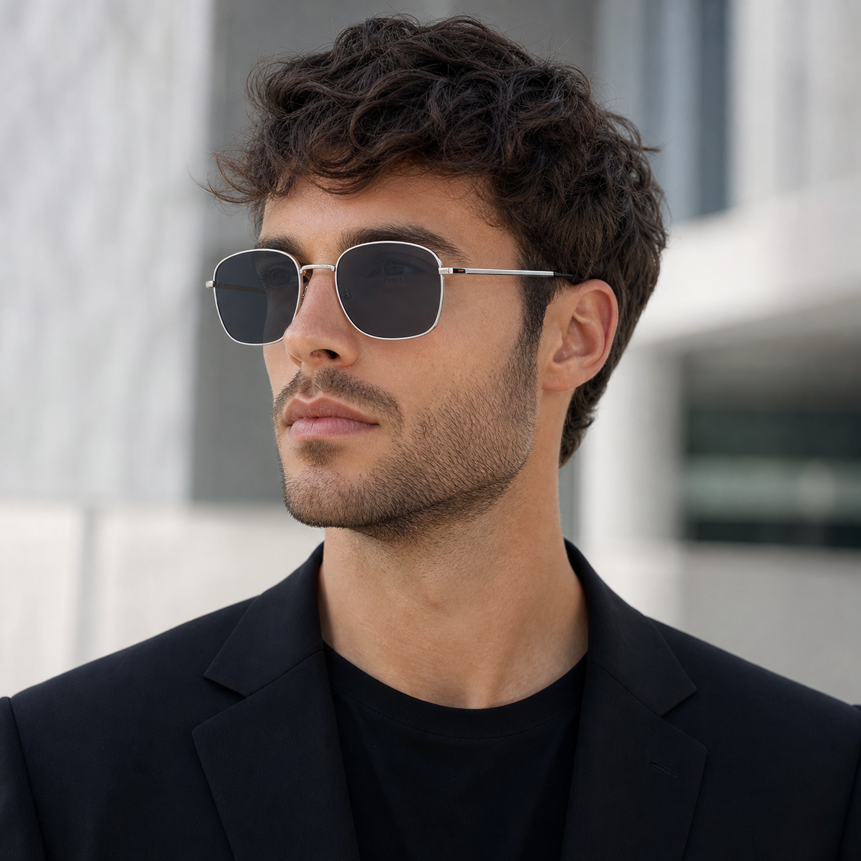 Guess GJ 000115210A SUN worn by a model